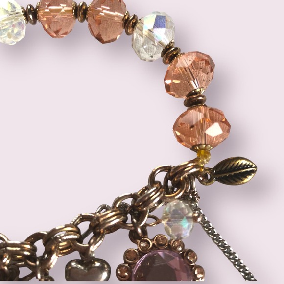 Vintage Betsey Johnson Elastic Charm Bracelet Hearts Crystals Embellished - Picture 4 of 9